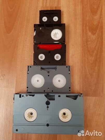 Видеокассеты разных форматов