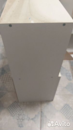 Полка настенная для кухни