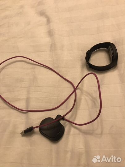 Фитнес браслет Healbe gobe 2