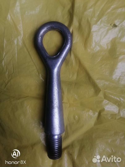 Крюк буксировочный Mitsubishi батареи