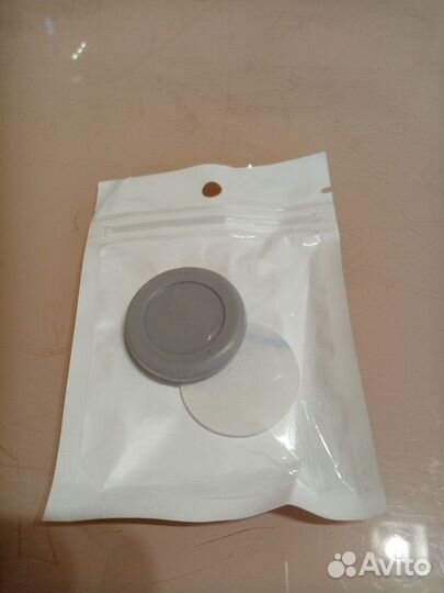 Магнитный держатель для пульта