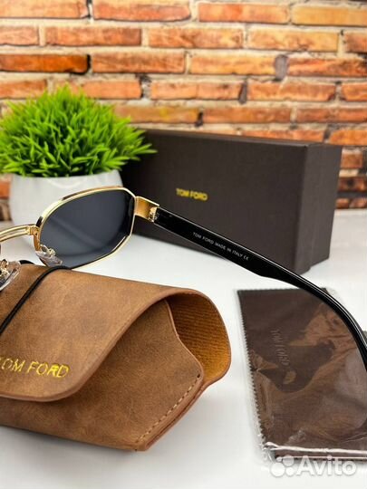 Солнцезащитные очки Tom ford:хит сезона