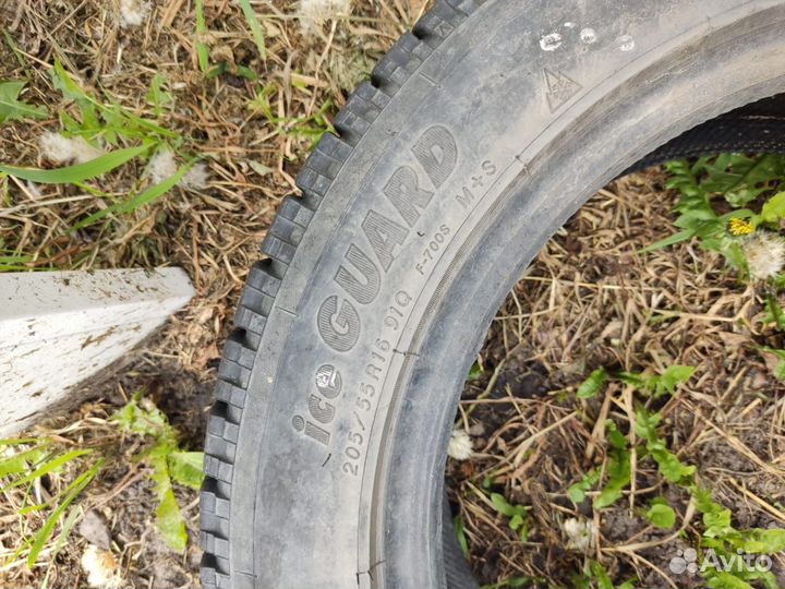 Yokohama 104ZR 205/55 R16