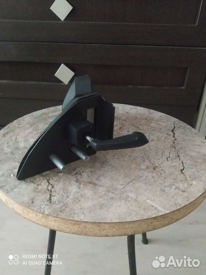 Зеркало заднего вида