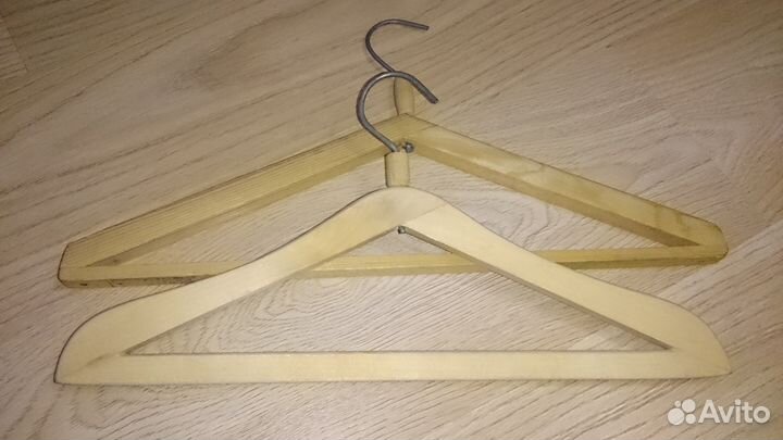 Продаю вешалки СССР