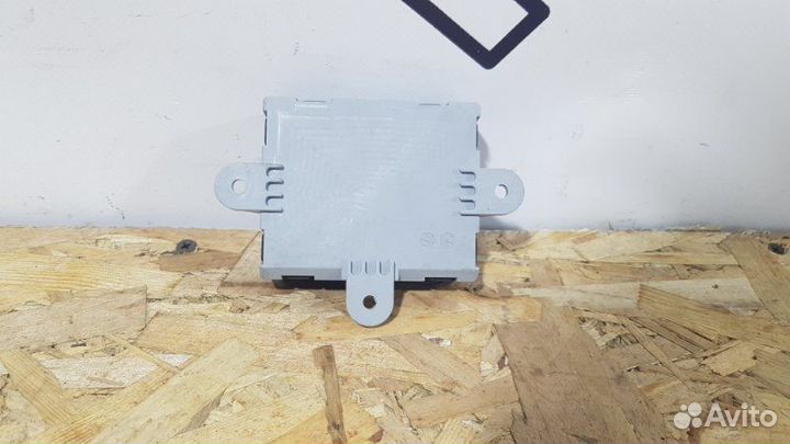 Блок комфорта задний левый Land Rover Range Rover