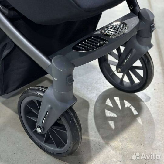 Прогулочная коляска новая 2023