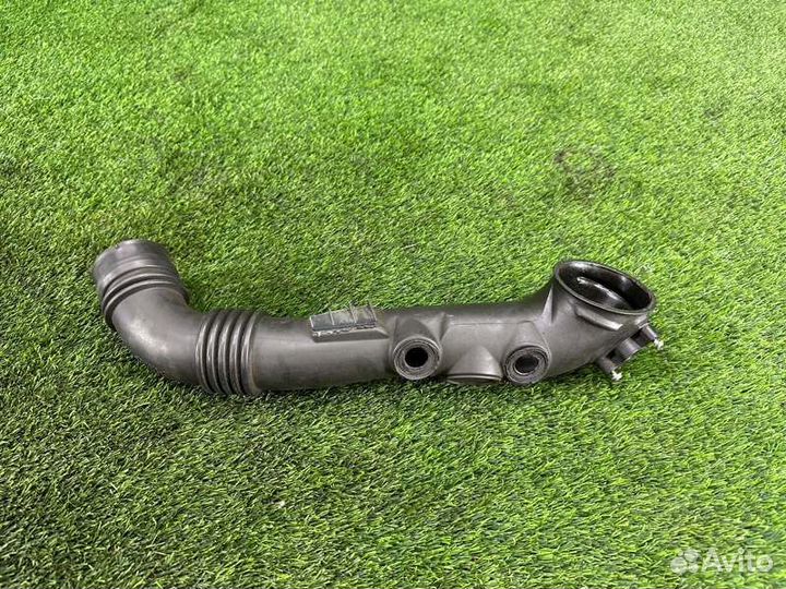 Патрубок интеркулера левый Bmw 3 E90 N54B30 2008