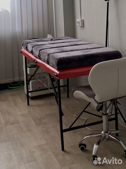 Кушетка для наращивания ресниц