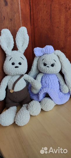 Плюшевая игрушка заяц