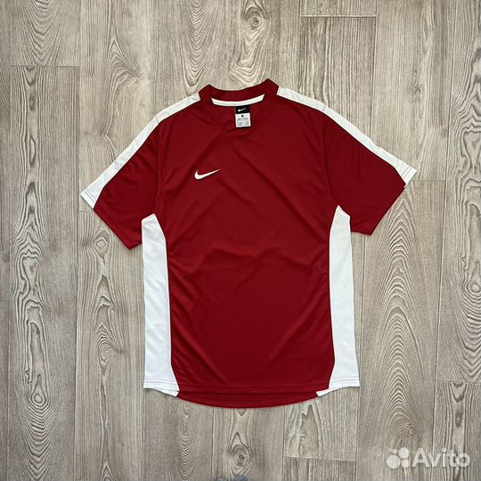 Футболка Nike