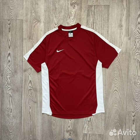 Футболка Nike