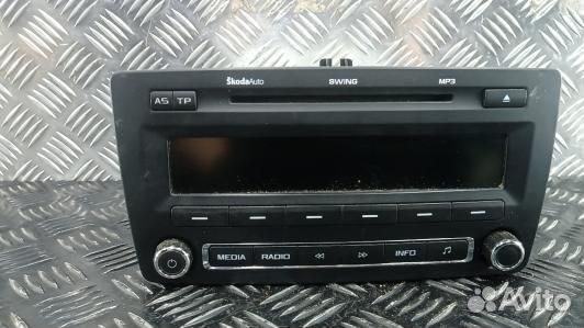 Магнитола skoda octavia A5 (LDN23I401)