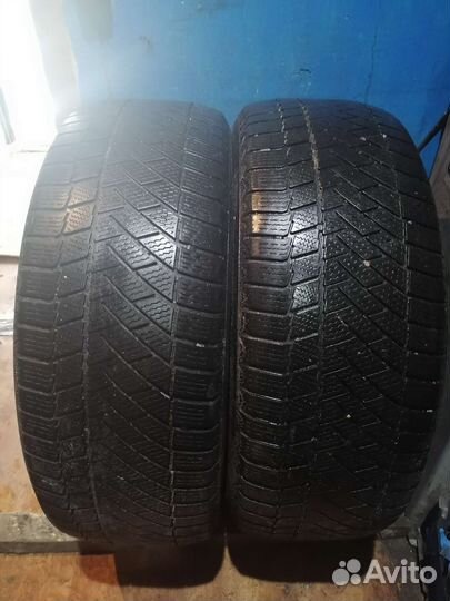 Continental ContiVikingContact 6 235/55 R19