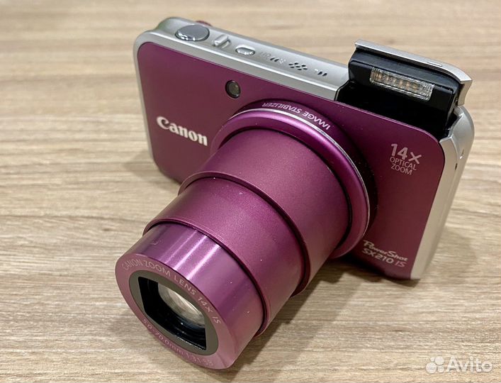 Компактный фотоаппарат Canon PowerShot SX210 IS