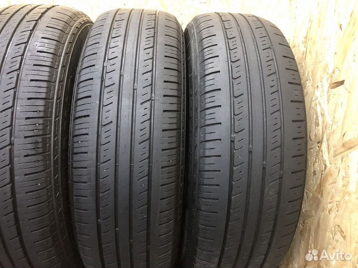 Kumho Solus KL21 215/70 R16 100H