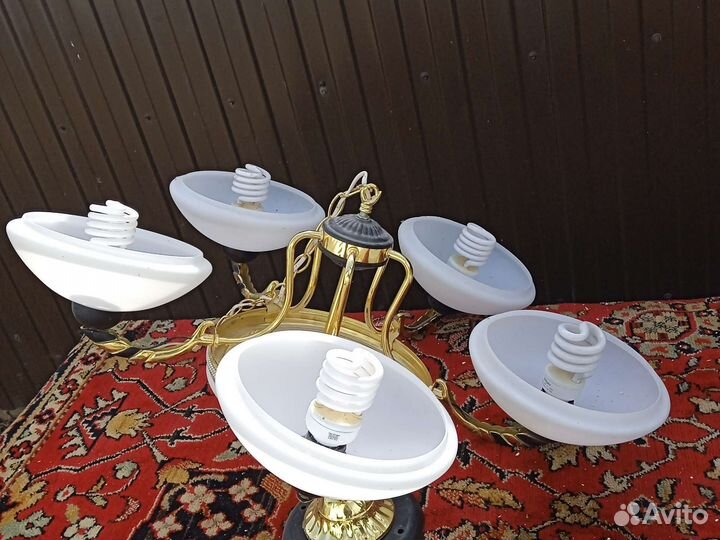 Люстра потолочная