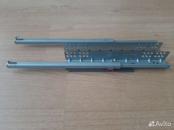 Направляющие с доводчиком неттiсн и häfele