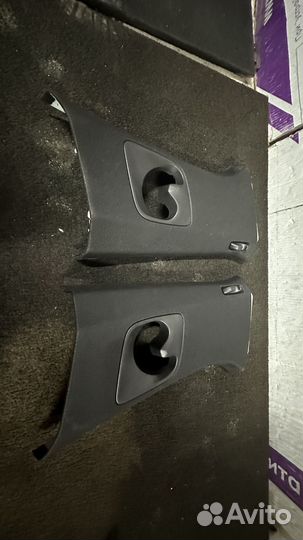 Накладка центральной стойки верхняя BMW G11 G12