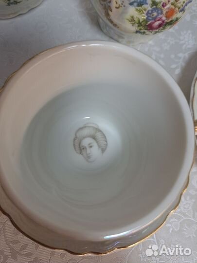 Сервиз кофейный мадонна 4 персоны с поющим чайник