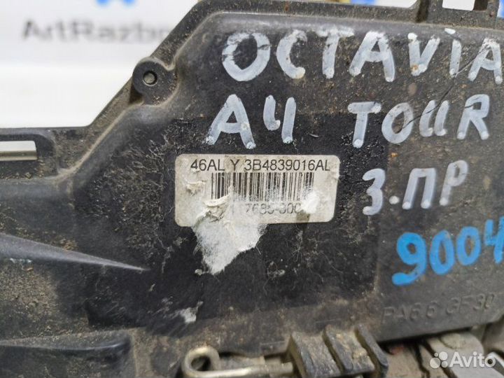 Замок двери задней правой задний правый Skoda