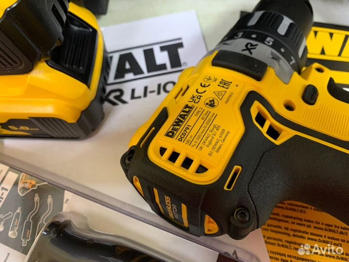 Бесщеточная дрель-шуруповерт dewalt DCD791P3A 18В