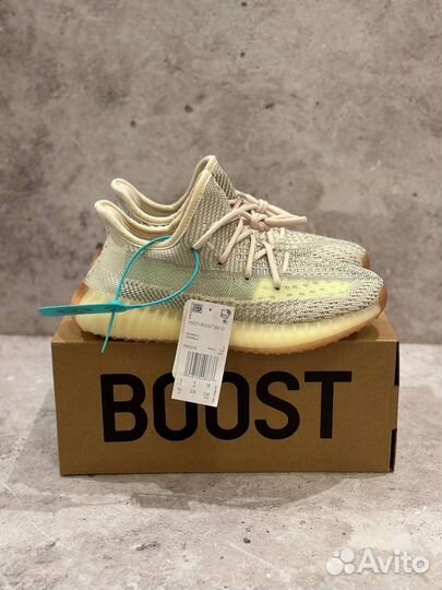 Кроссовки Adidas Yeezy Boost 350 V2