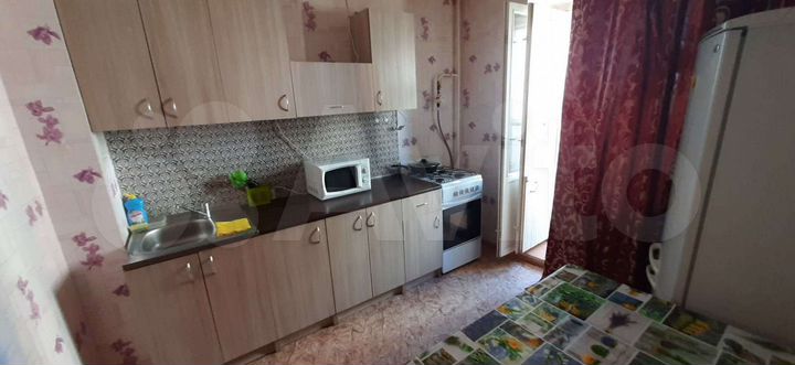 2-к. квартира, 55 м², 3/9 эт.