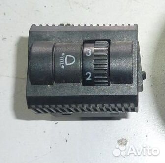 Volkswagen Polo V корректор фар кнопка