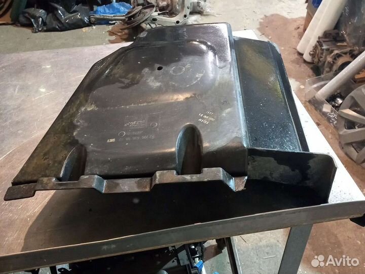 Защита бензонасоса Mercedes W220