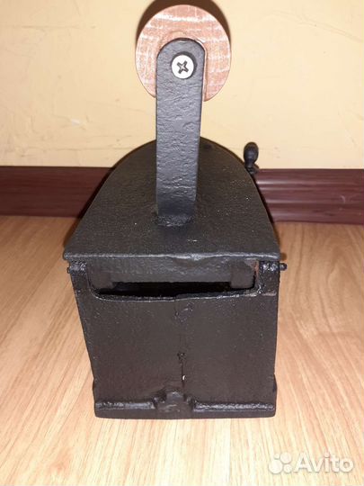 Утюг угольный