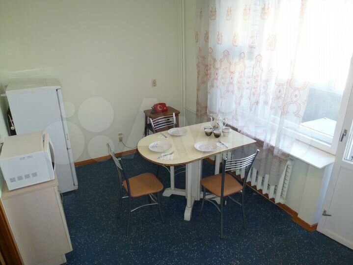 2-к. квартира, 88 м², 8/9 эт.