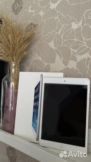 Планшет Apple iPad mini Wi-Fi 16Gb Silver