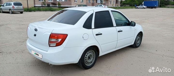 LADA Granta 1.6 МТ, 2013, 225 000 км