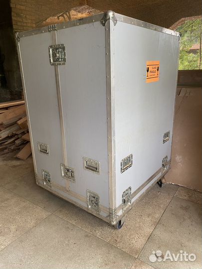 Кофр для перевозки оборудования