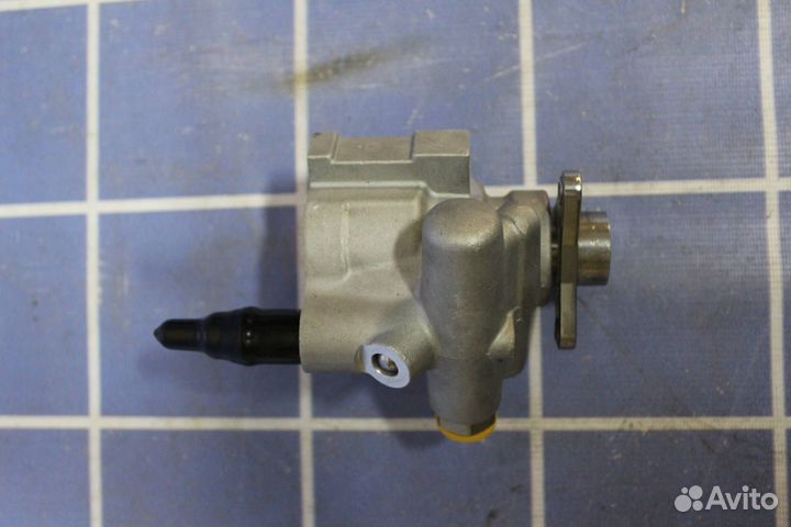 Насос гидроусилителя Renault Logan