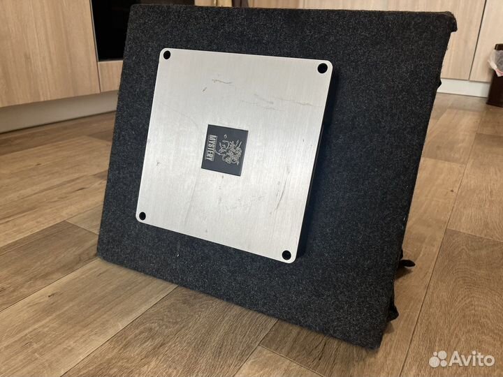 Сабвуфер mystery