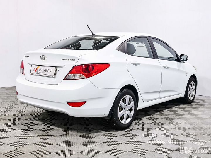 Hyundai Solaris 1.6 AT, 2011, 131 000 км