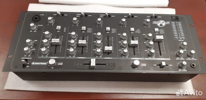 DJ микшер omnitronic EMX-5 двух зонный