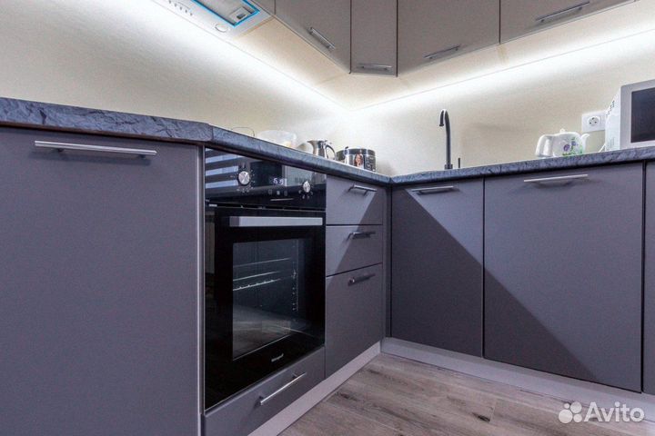 Кухня на заказ угловая кухонный гарнитур