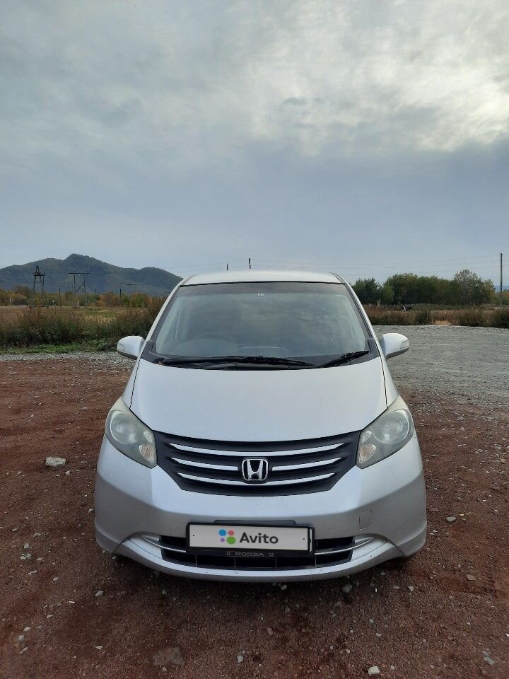 Honda Freed: фото владельца