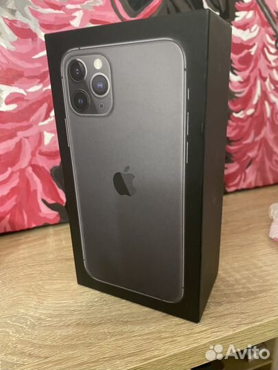 Коробка от iPhone 11 pro