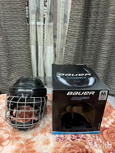 Шлем хоккейный