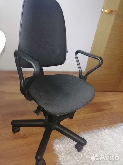 Компьютерное кресло