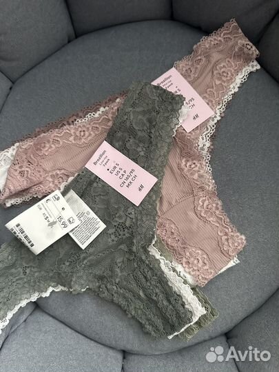 Два комплекта трусов