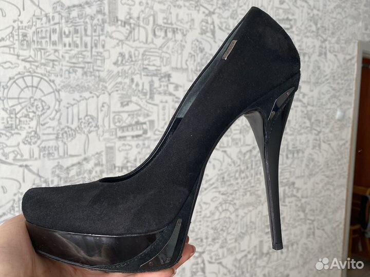 Туфли женские Loriblu 39