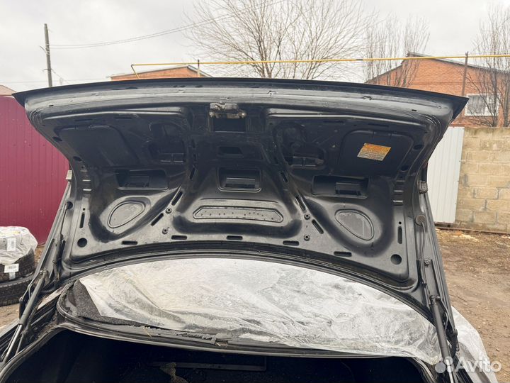 Крышка багажника audi 80d4