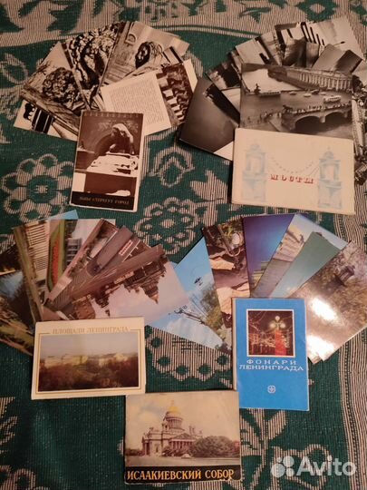 Книги и наборы открыток СССР