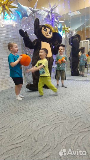 Поздравление от Чебурашки