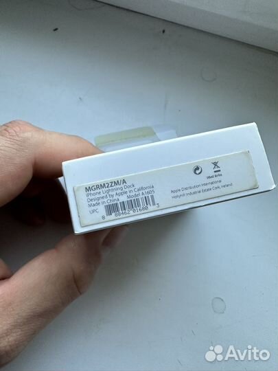 Док-станция Apple с разъёмом Lightning